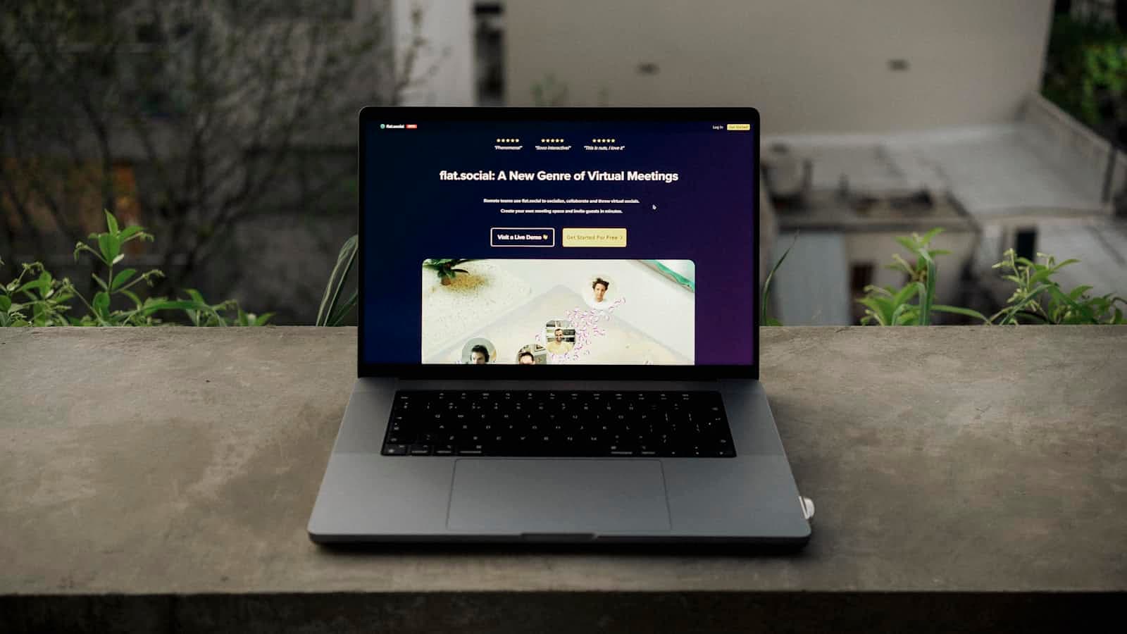 What Makes a Great Home Page That Instantly Hooks Visitors